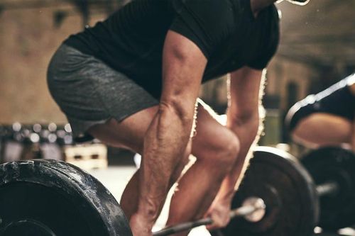Nam thanh niên ở Hà Nội nhập viện khẩn cấp sau buổi tập gym