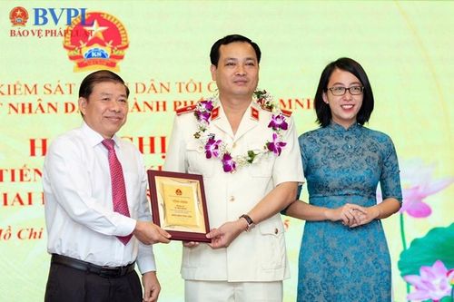 Dấu ấn hành trình 'giữ lửa cho công lý' của đồng chí Lê Văn Đông, Bí thư Đảng ủy, Viện trưởng VKSND TP Hồ Chí Minh