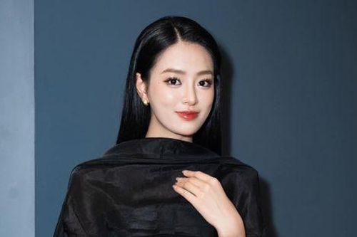 Á hậu Bùi Khánh Linh lên tiếng làm rõ lập trường với antifan