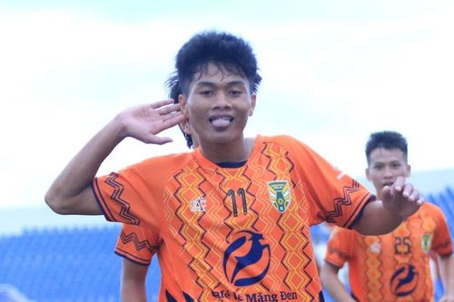 Nay Di Đan đổi đời với HAGL