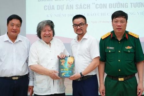 Khởi động tập 2 dự án sách 'Con đường tương lai'