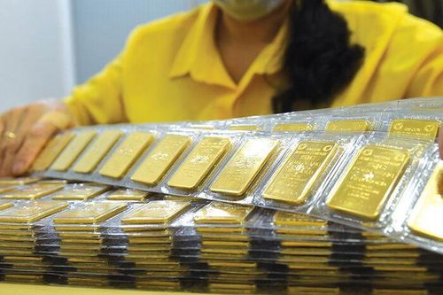Vì sao VGTA đề xuất không để ngân hàng tham gia sản xuất, kinh doanh vàng miếng?