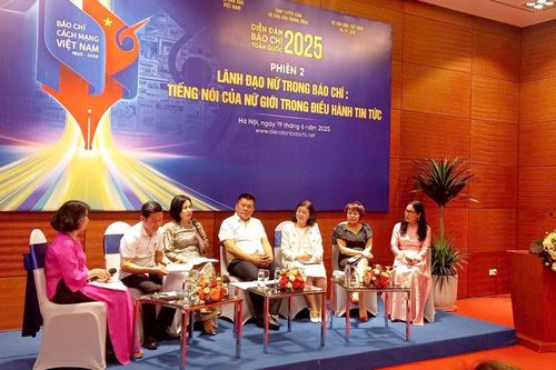 Nhận diện rào cản khiến nhà báo nữ tài năng 'ngần ngại' lên làm quản lý