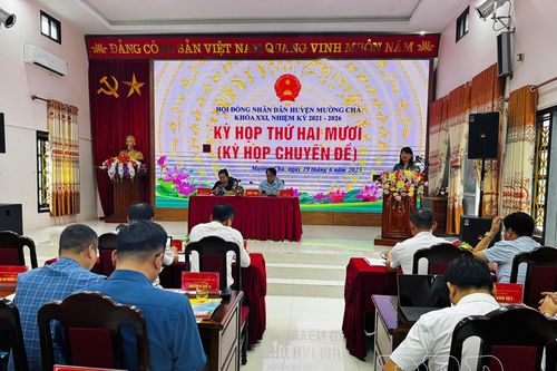 Hội đồng Nhân dân huyện Mường Chà khóa XXI họp kỳ 20