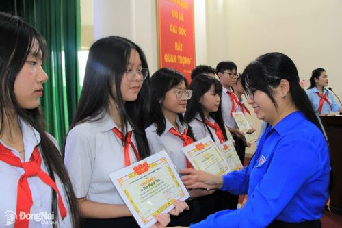 Tiếp tục đồng hành với hoạt động Đoàn, Đội, góp phần giáo dục, định hướng thế hệ trẻ