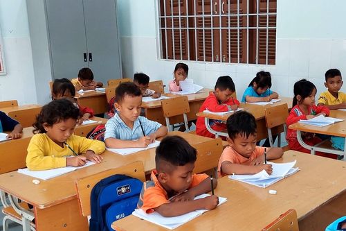 Dạy tăng cường tiếng Việt 2 tiết/tuần cho học sinh dân tộc thiểu số cấp tiểu học