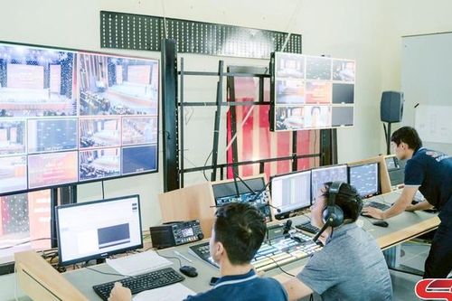Thích ứng với chuyển đổi số