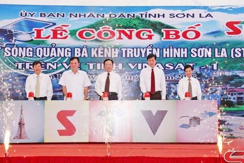 Đến với khán giả qua vệ tinh Vinasat-1