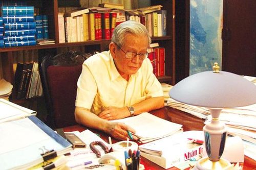 Nhà báo Hữu Thọ: Một đời làm báo 'mắt sáng, lòng trong, bút sắc'