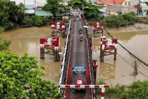 'Cầu sắt già' Rạch Tôm sắp được thay mới, giải cứu kẹt xe khu Nam TP.HCM