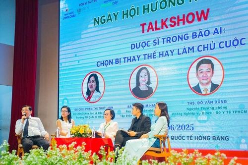 Đào tạo 'Dược sĩ trong bão AI': Mở ra hướng đi mới