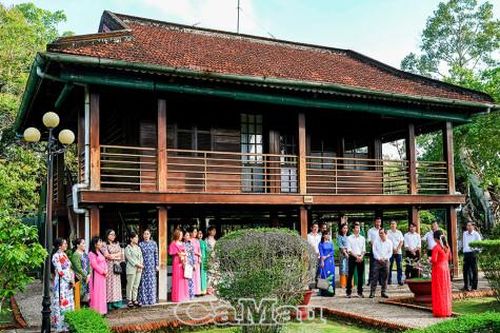 Tưởng nhớ Bác và tri ân những nhà báo liệt sĩ