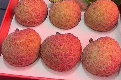 Thực hư quả vải gần 200 triệu đồng: Vỏ đẹp, thịt ngọt, giá... giật mình