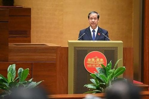 Bộ trưởng Nguyễn Kim Sơn: Không cổ vũ các trường đại học chạy theo số lượng trong tuyển sinh