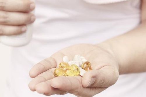 12 nhóm người cần thận trọng khi bổ sung vitamin E