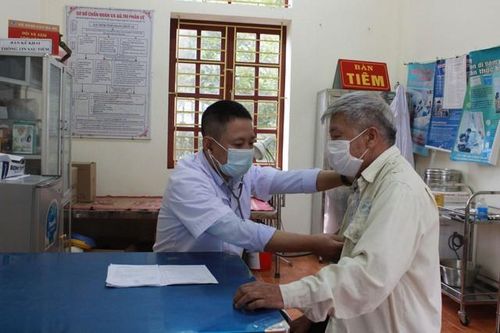 Ninh Bình: Y tế cơ sở là 'người gác cổng' sức khỏe cho nhân dân
