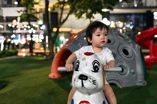Nuôi dưỡng trẻ khỏe mạnh: Đừng quên vi chất dinh dưỡng