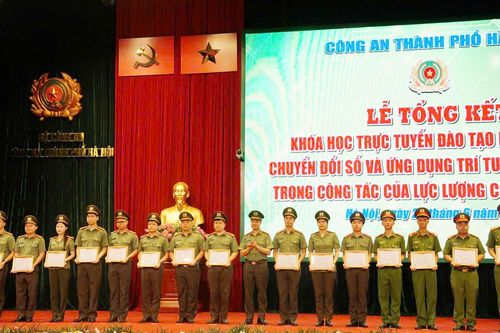 Mở đường cho hành trình làm chủ tri thức mới trong thời đại số của Công an Thủ đô