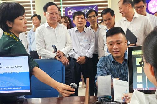 Bình Định ngày đầu tiên chạy thử chính quyền hai cấp