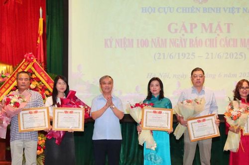 Hội Cựu chiến binh Việt Nam gặp mặt báo chí nhân kỷ niệm 100 năm Ngày Báo chí Cách mạng Việt Nam
