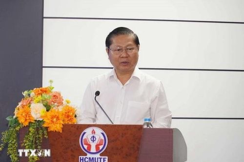 Đề xuất cấp học bổng kèm theo hỗ trợ 3,6 triệu/tháng cho người học khoa học cơ bản, kỹ thuật then chốt