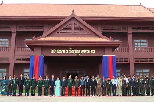 Campuchia kỷ niệm 48 năm con đường tiến tới đánh đổ chế độ diệt chủng Pol Pot