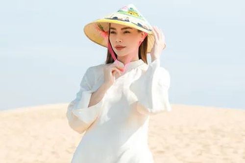 Hồ Ngọc Hà đẹp đến không thể rời mắt, truyền cảm hứng quảng bá du lịch quê hương Quảng Bình