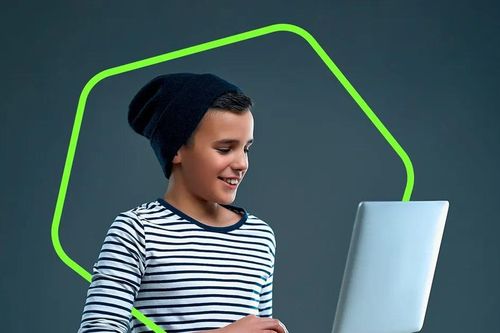 Trẻ em quan tâm những gì trong thế giới mạng?