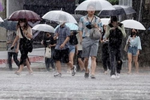 Hàn Quốc: Dự báo mưa lớn lan rộng, nhiệt độ giảm nhẹ dưới mức trung bình