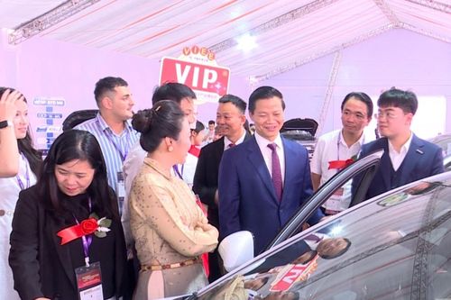 200 doanh nghiệp từ nhiều nước tham dự Triển lãm Công nghiệp điện tử quốc tế Việt Nam ở Bắc Ninh