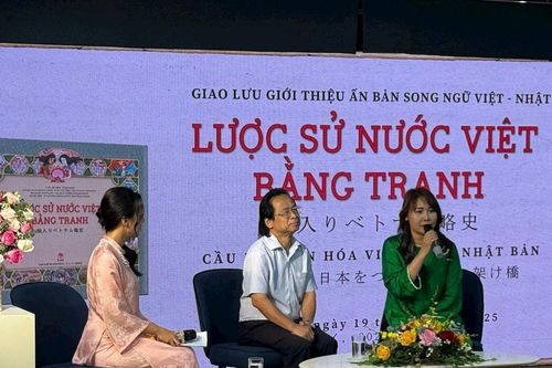 Gìn giữ hồn Việt nơi đất khách: Khi sử Việt bước vào thư viện Nhật Bản
