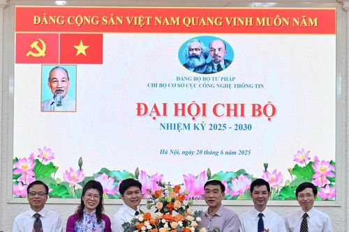 Chi bộ Cục Công nghệ thông tin: Tiên phong trong thực hiện nhiệm vụ chuyển đổi số toàn diện của ngành Tư pháp