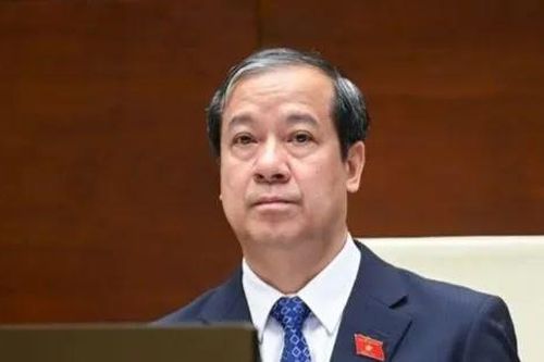 Bộ trưởng Nguyễn Kim Sơn trả lời chất vấn về 'dạy thêm trá hình'
