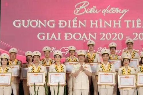 Công an Bắc Giang tuyên dương 80 điển hình tiên tiến