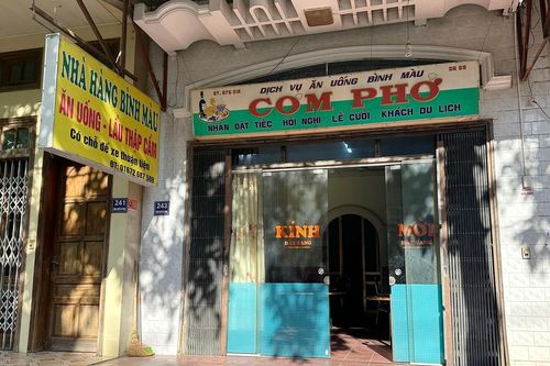 Chủ quán cơm ở Lào Cai: Cán bộ huyện, xã nợ nửa tỷ từ lúc mâm cỗ giá chỉ 100 ngàn