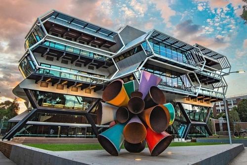 Đại học Monash tăng hạng trên bảng xếp hạng Đại học Thế giới QS WUR 2026