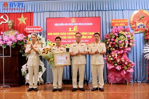 VKSND tỉnh An Giang họp mặt kỷ niệm 65 năm Ngày thành lập ngành Kiểm sát nhân dân