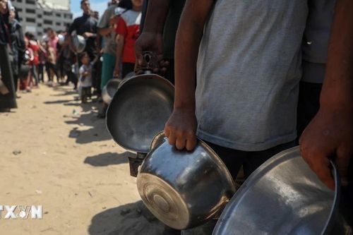 UNICEF cảnh báo trẻ em tại Dải Gaza sẽ bắt đầu chết khát