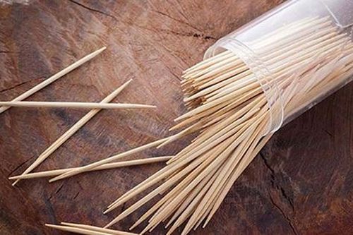 Lại chuyện cái tăm