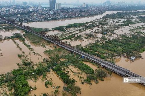Thủ tướng chỉ đạo tăng cường phòng chống thiên tai trước mùa mưa bão