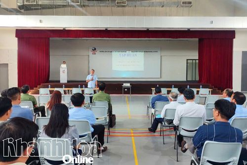 Tập huấn nghiệp vụ coi thi tốt nghiệp THPT 2025