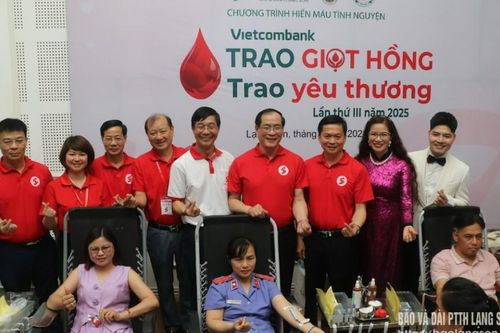 Hành trình Đỏ năm 2025 tiếp nhận 1.352 đơn vị máu