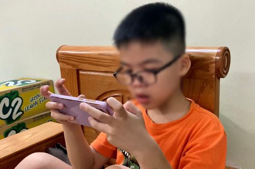 Kỳ nghỉ hè và 'căn bệnh' nghiện internet