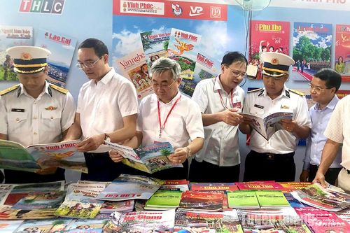 Mái nhà chung của người làm báo