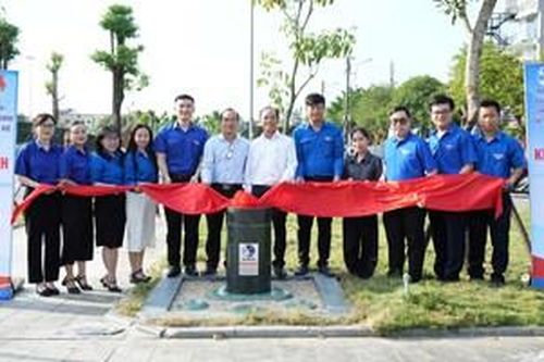 Khánh thành 'Điểm uống nước công cộng' trên tuyến đường Tố Hữu