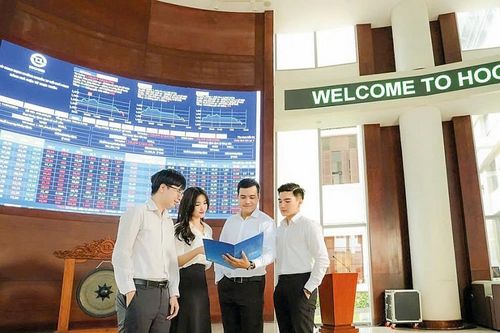 25 năm phát triển hàng hóa, nâng cao chất lượng tổ chức niêm yết