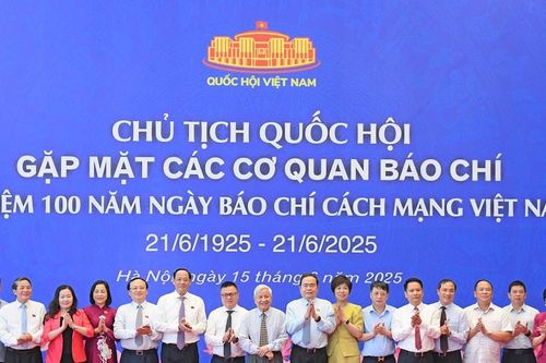 Hoàn thiện thể chế để báo chí phát triển xứng tầm