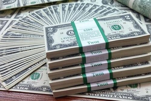 Số lượng triệu phú tại Mỹ tăng kỷ lục trong năm 2024