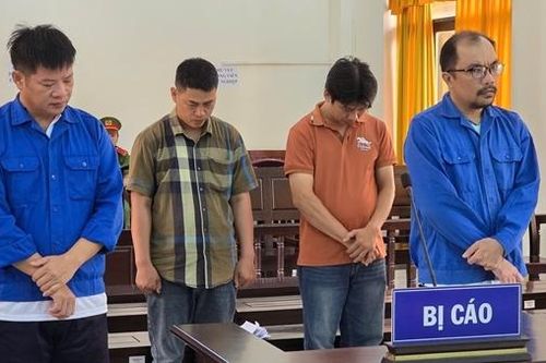 'Phù phép' cho 9 xe mô tô không rõ nguồn gốc, nguyên Phó Chủ tịch UBND xã nhận án tù