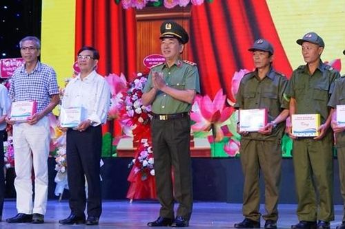 Lan tỏa phong trào Ngày hội Toàn dân bảo vệ an ninh Tổ quốc để xây dựng 'Thành phố 4 An'